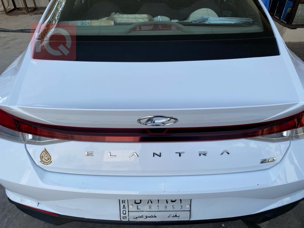 هیوندای ئەلەنترا